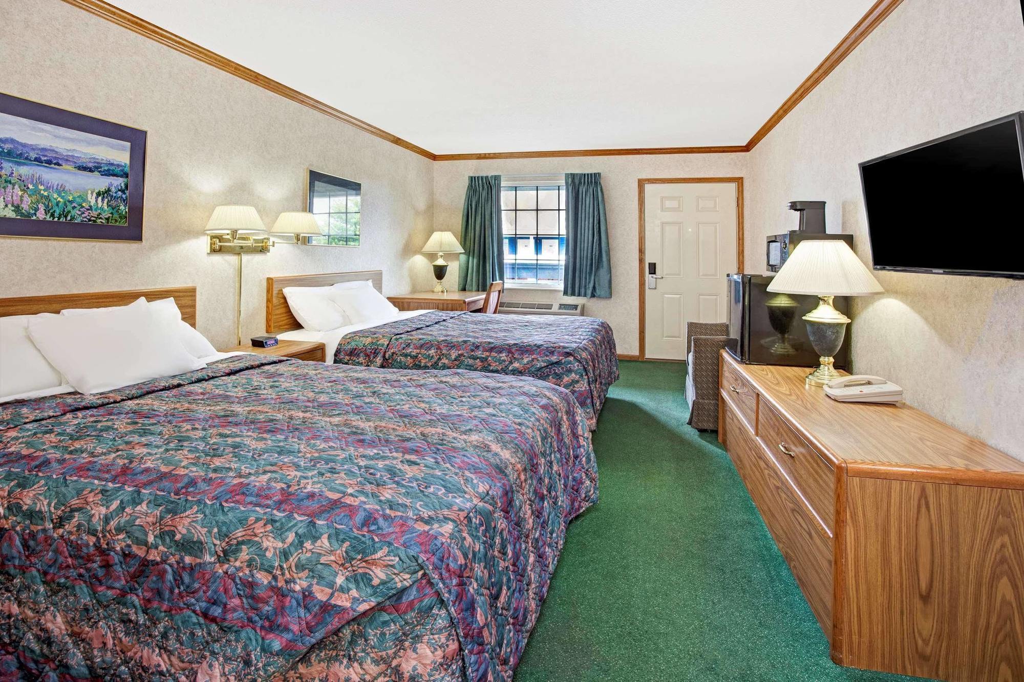 Hotel Econo 2*