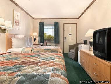 Hotel Econo 2*